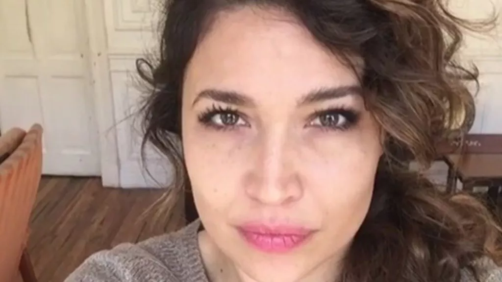 juliamengolini1