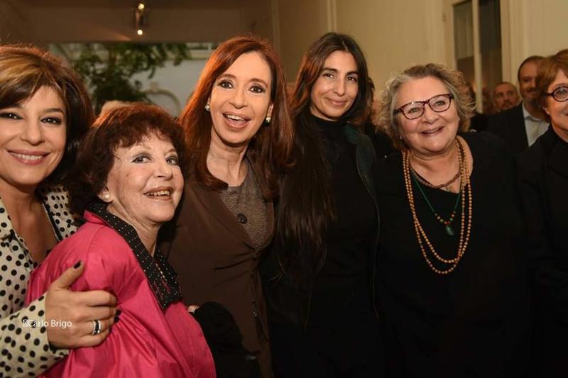 CARO Y CRISTINA